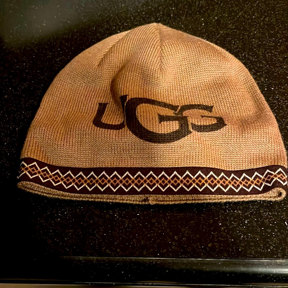 BABY UGG knit hat